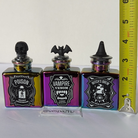 Target Bullseye Playground Halloween Potion Bottle Set Of 4 Glass W/ Stopper - Picture 6 of 7